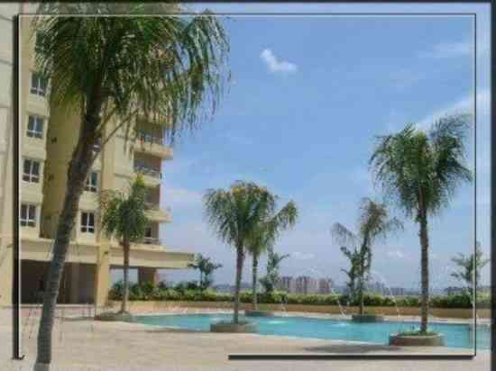 Greenlane Park Condo